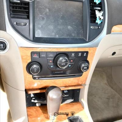 271 car