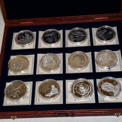 Sale Photo Thumbnail #112: 111 coins and stamps