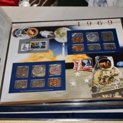 Sale Photo Thumbnail #222: 221 coins and stamps