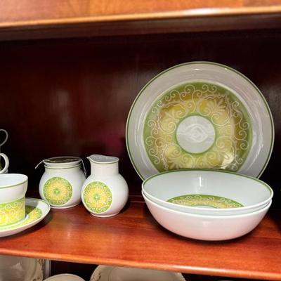 Sale Photo Thumbnail #34: Noritake Younger Image Bimini 12 PC Set 7.5 Salad, 6" Bread, 10" Dinner,6.5 Soup, 6" Saucers/Coffee Cups, 10" Platter, (2) 8.5" Serving Bowls, Cream & Sugar,  $360 For ALL
