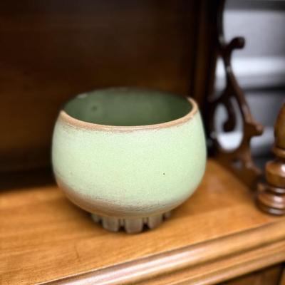 Sale Photo Thumbnail #31: Frankoma Bowl 5"Hx 6"D $49