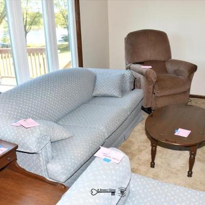 087 living room