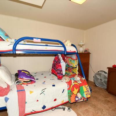 374 bedroom e