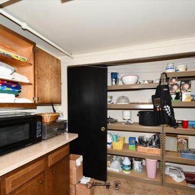 566 laundry room