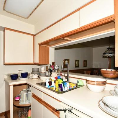 322 second kitchen