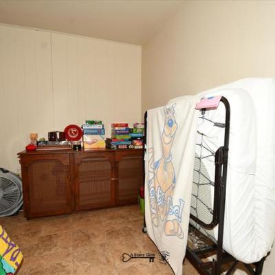 375 bedroom e
