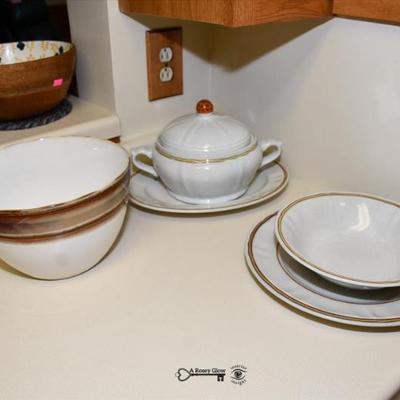 343 second kitchen