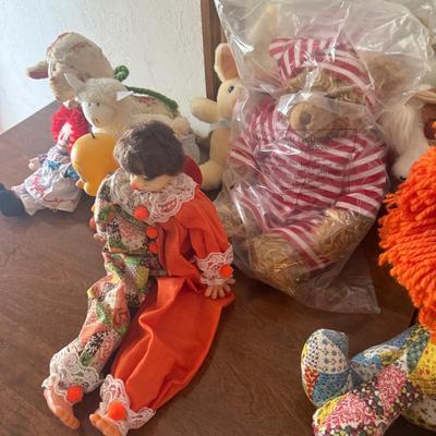 Lot of 12 Stuffed Toys 