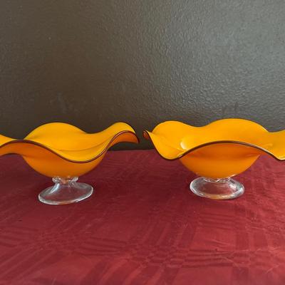 Wavy Edge Art Glass Bowls