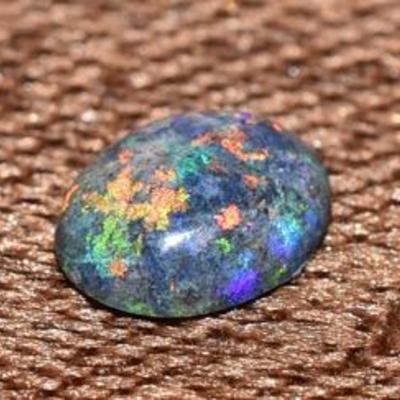 0.7 Carat Crystal Opal