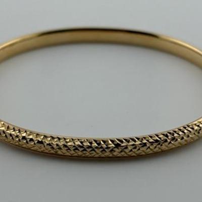 14k Yellow Gold Diamond-Cut Bangle Bracelet