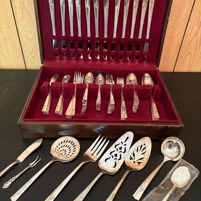 Vintage Silver Plate Flatware - Oneida Nobility 