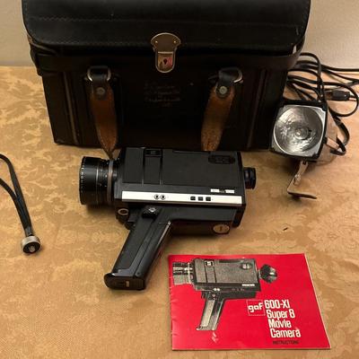 Vintage GAF 600-XI Super 8 Movie Camera
