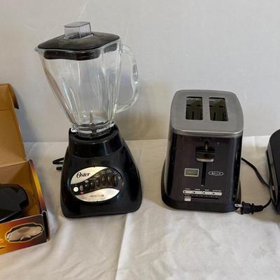Oster Blender, George Forman Grill, Bellor 2 Slice Toaster, Micro  Grill