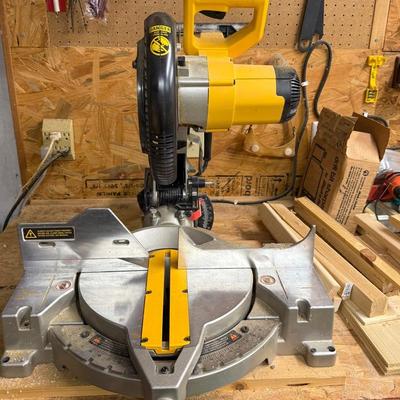 Dewalt 10in Miter Saw