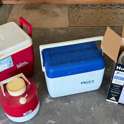Igloo 25 Quart Chest Cooler, Gott Cooler, Thermos, And Holmes Portable Heater