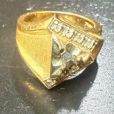Men’s 14K Gold Ring W/untested Stones