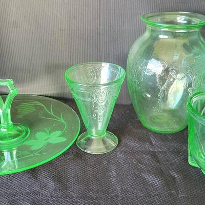 Uranium Glass (K)