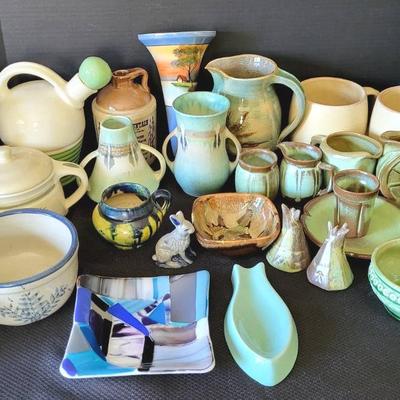 Assortment of Pretty Pottery (LR)