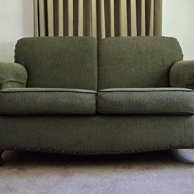 Love Seat (LR)
