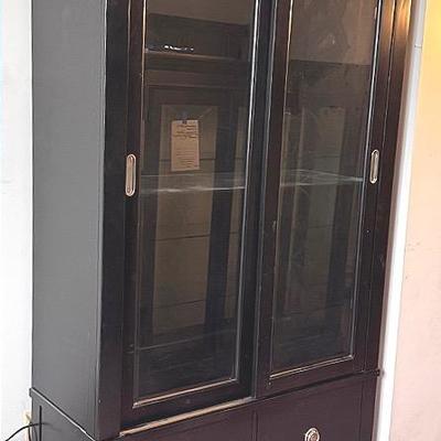 Lighted Display Cabinet With Two Drawers 