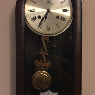 Working Wall Hanging Pendulum Clock w/chime