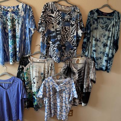 7 3x Deep Blue Sea Women’s Shirts