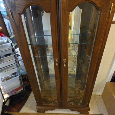 Display Cabinet 