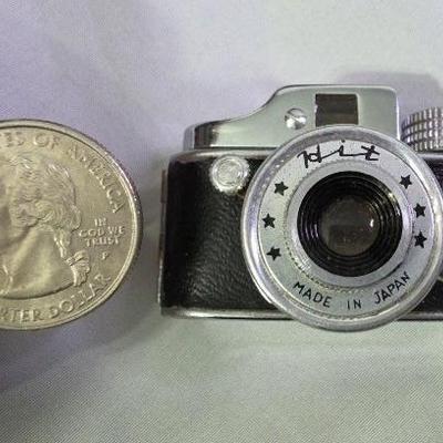 Hit Mini Camera With Leather Case