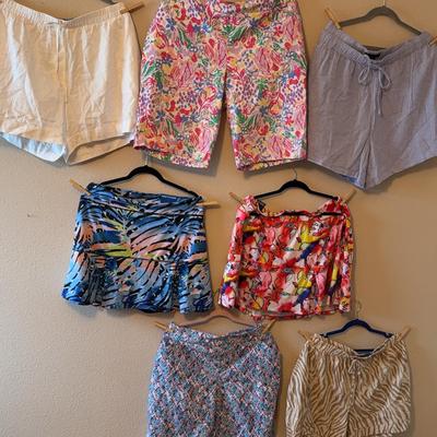 Lot Of 7 FUN IN THE SUN Women’s SHORTS 3X/22W/24W 