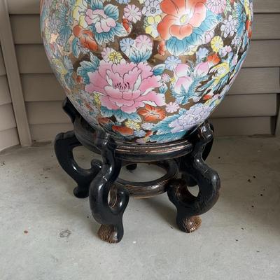 Beautiful Asian Vase