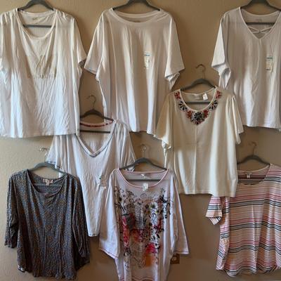 3X Casual White With Pop Of Warm Colors