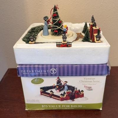 Department 56 Victorian Christmas Scene Dickens Village Series As Is  