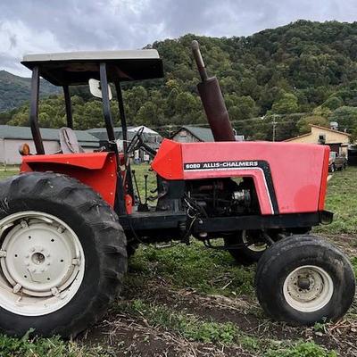 Allis-Chalmers tractor