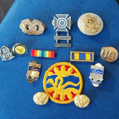 Army & Navy Pins 2 Canterbury Buttons 