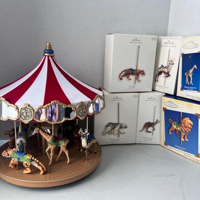 Holiday Carousel Lights Sounds Horses Circus Animals 