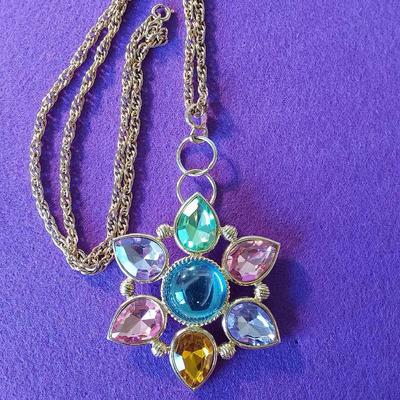 Multicolor Glass Star Flower Necklace Gold Tone
