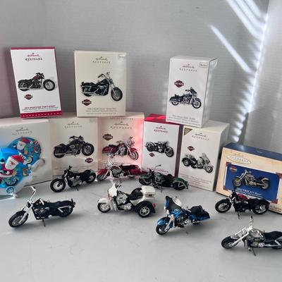 Hallmark Christmas Ornaments Harley Davidson Motorcycles (9)