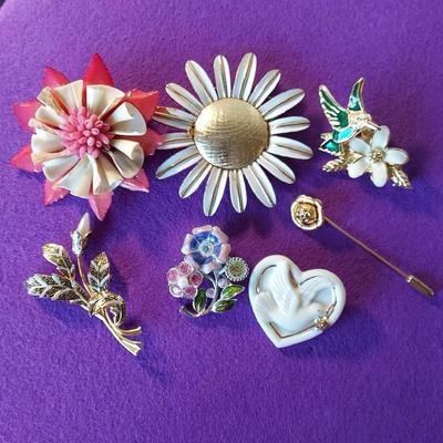 6 Brooches Floral Heart Bird Flower Bouquet