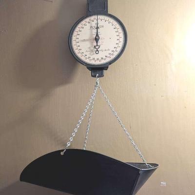 Vintage American Family Scale 
