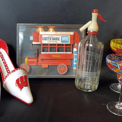 Wisconsin Bottle Holder and More