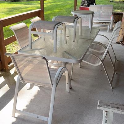 Outdoor Patio Table And Six Chairs