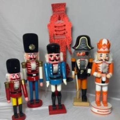 Nutcracker Collection (6) Whataburger Nutcracker! 