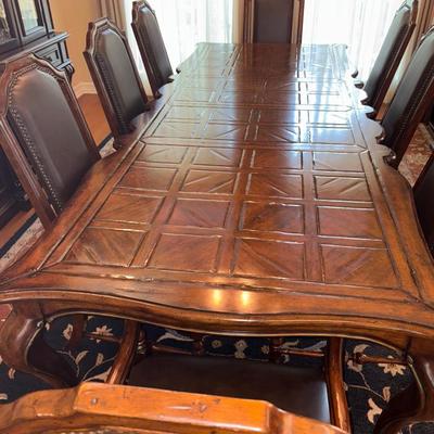 Winny Furniture Dinning Table With 8 Chairs 