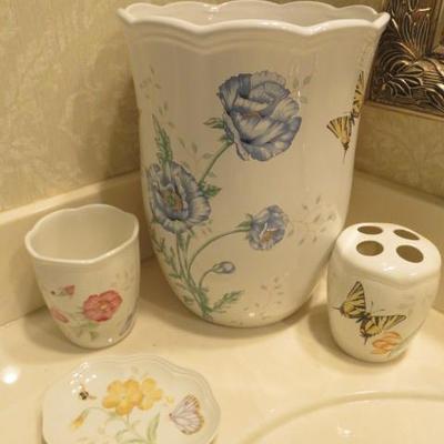 Sale Photo Thumbnail #301