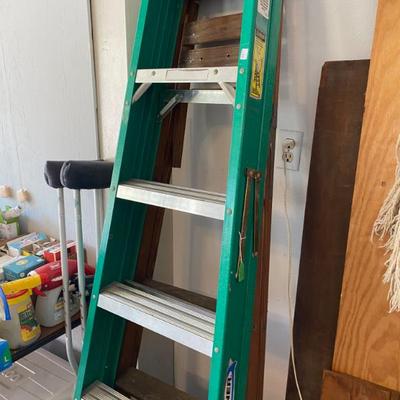 garage ladders
