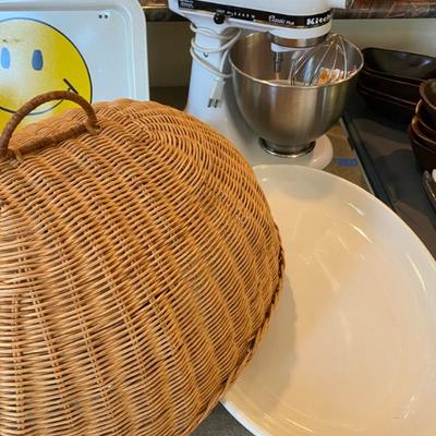 Classic plus white KitchenAid Mixer, Large oval platter from Italy with wicker cover