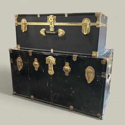 Vintage Trunks 
