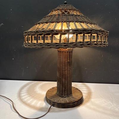 Vintage Art Deco Wicker Table Lamp