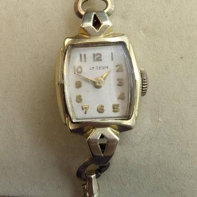 Vintage 14K Gold Lyceum Ladies Cocktail Watch...Running 